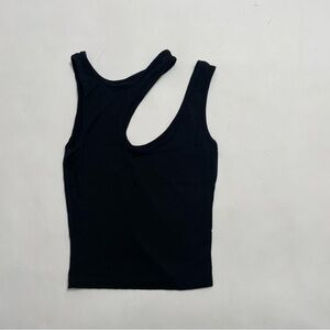 EMMA & SAM black crop top
